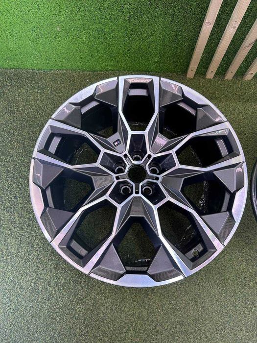 Jante BMW g07 lci față și spate r22 J 9,5 ; 10,5 stil 913m