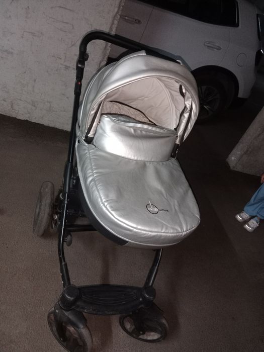 Продам коляску, полная комплектация.