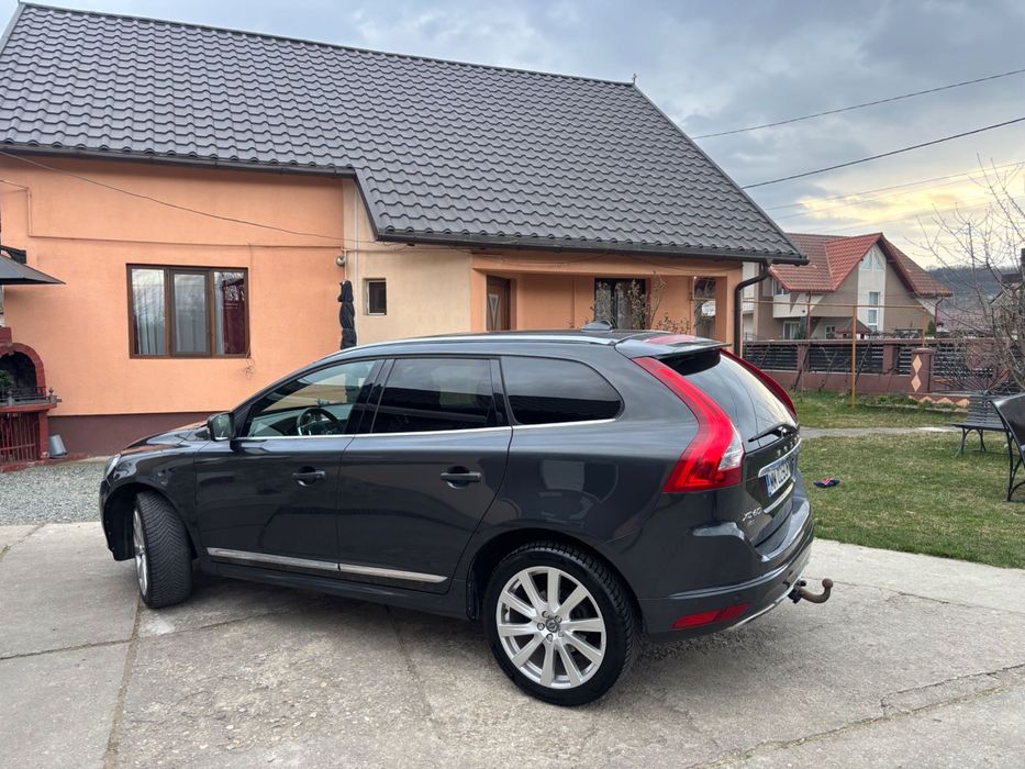 VOLVO XC60 2017 — imagine 3