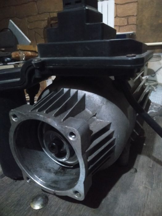 Продам электродвигатель на автомойку