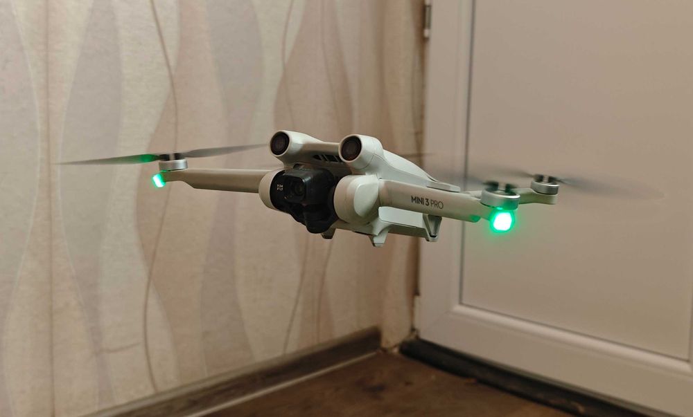 Дрон DJI Mini 3 Pro - Fly More Combo