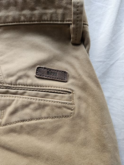 Hugo Boss pantaloni M