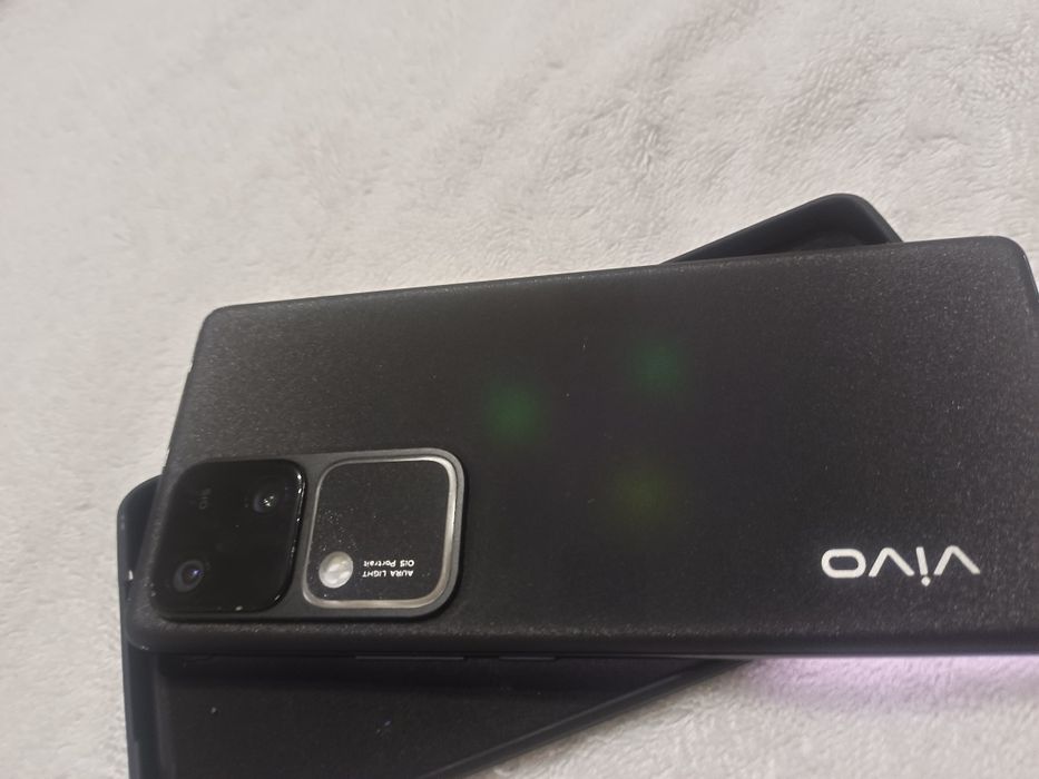 Vivo V 30  12+12_256 5G