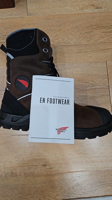 Спец.обувь , зима, 43 размер,производство  USA