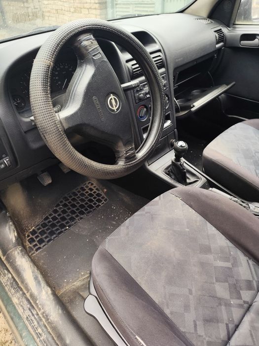 Opel astra G 1.8