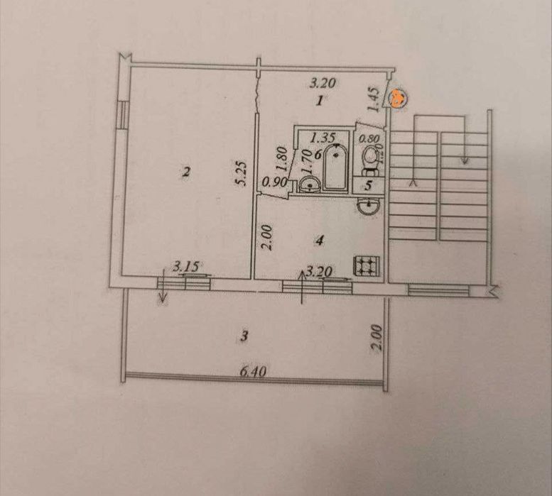 Уй Сотилади ТУЗЕЛЬ-2 метрога якин 1 хона 4 этаж 5 этажлик дом