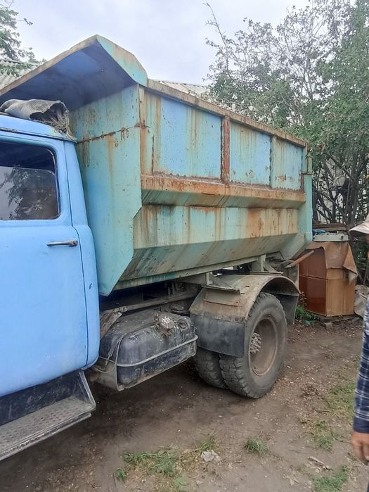 Продам зил130 самосвал