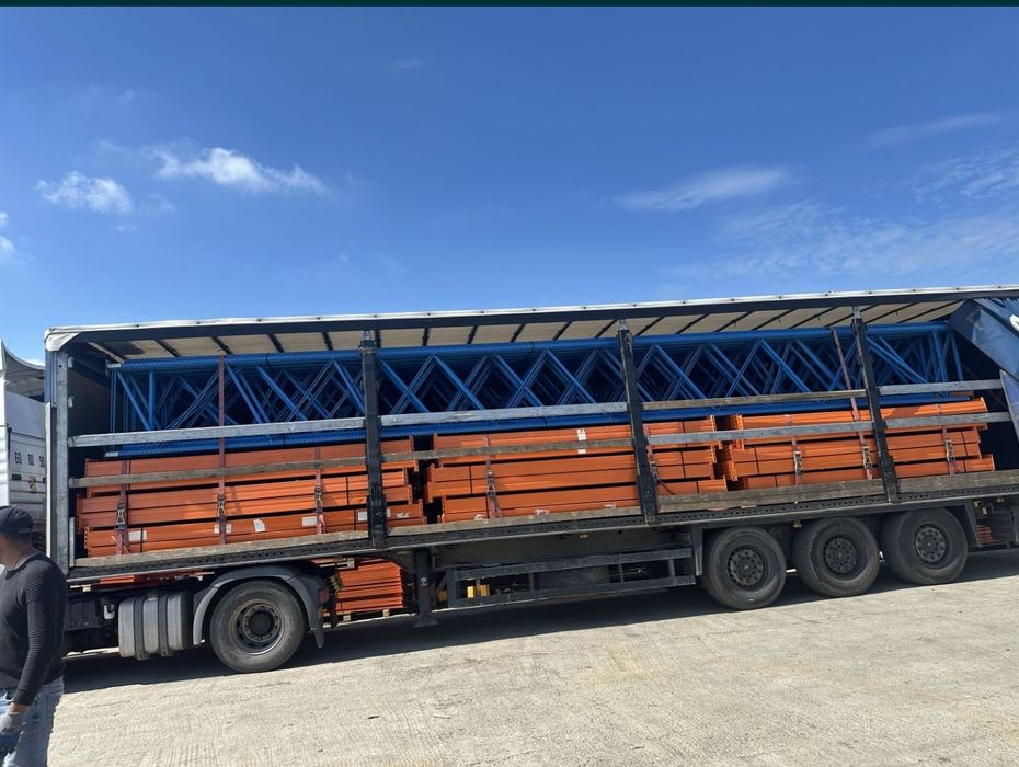 Rafturi metalice industriale reglabile 
Avem orice dimensiuni livram i