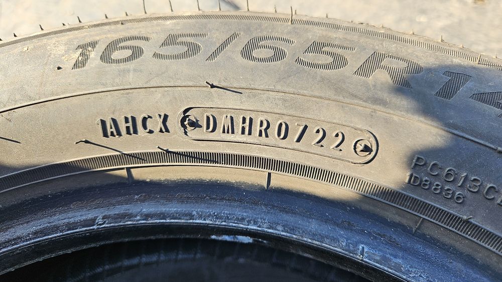 2бр гуми 165 65 14 дот 22 фалкен