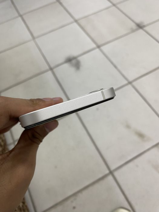 Iphone 12 ozi, obmengayam qzu