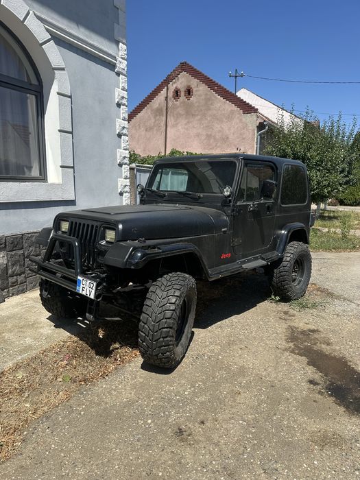 Vand Jeep Wrangler sau schimb cu Rolex