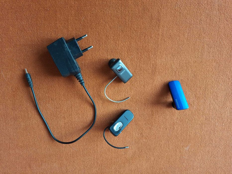 SET - Casti bluetooth wireless pentru telefon, buc = 3