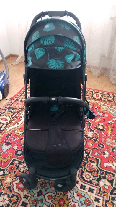 Срочно продам коляску и манеж