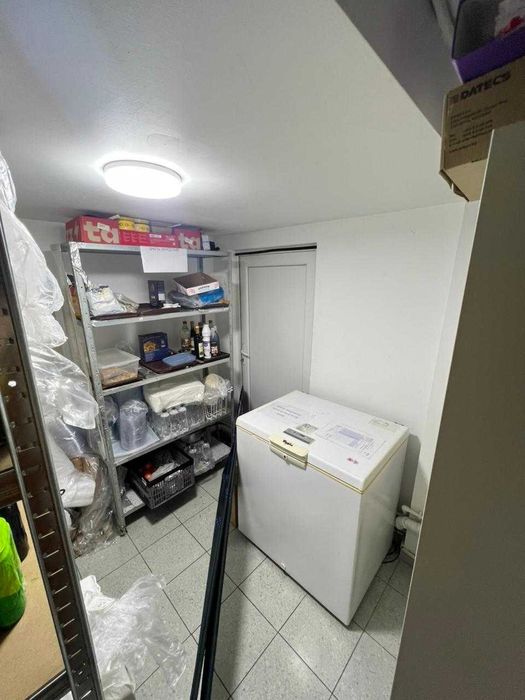 Vand Afacere la Cheie Fast Food Complet Utilat. Oferta Fulger