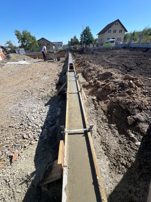 Servicii în construcții