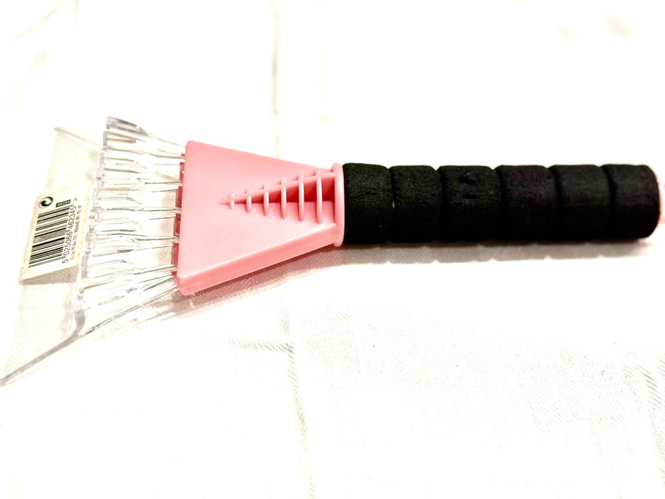 Стъргалка за почистване на лед от стъкло Автомобил