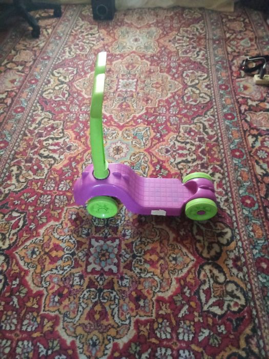 Продам детский самокат