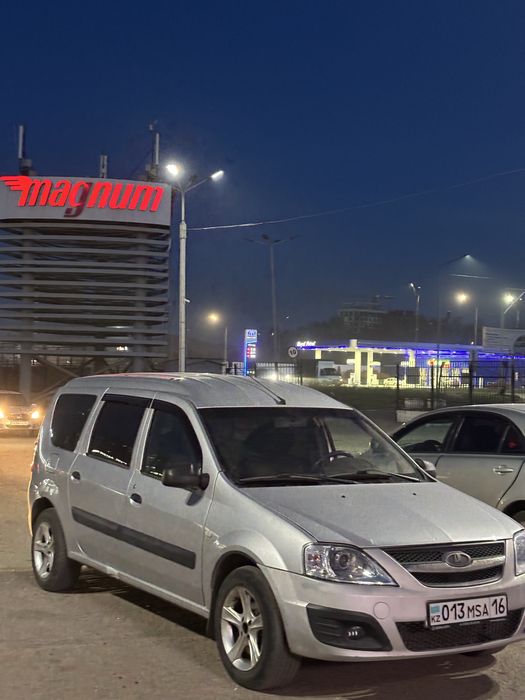 Продам Лада Ларгус 2014г.в.