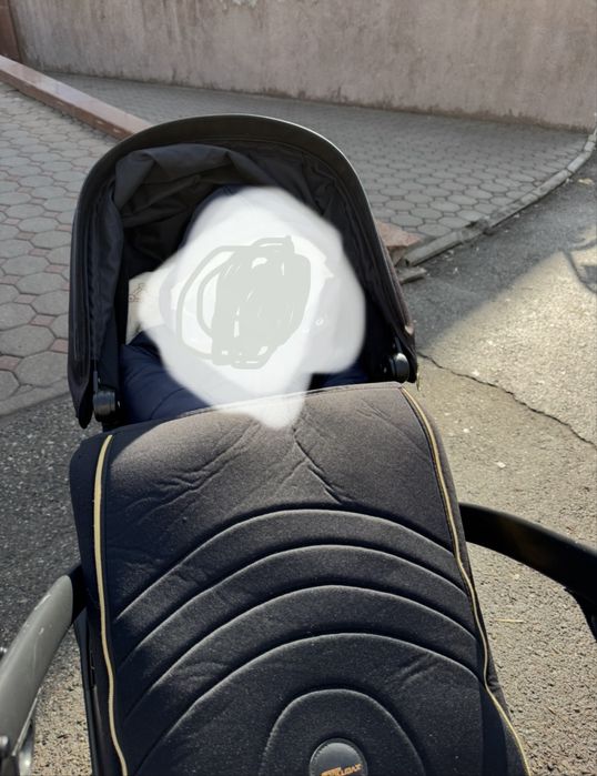 Коляска 2 в 1. Люлька и прогулочный блок