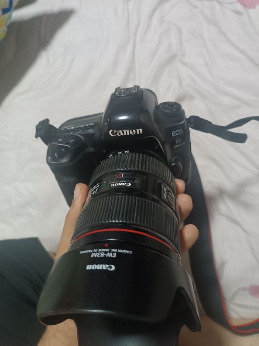 Srochna Canon Mark4 sotiladi