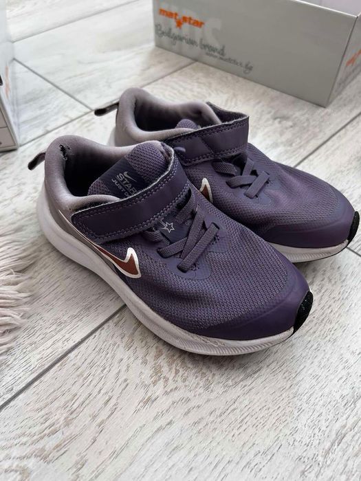 Обувки за момиче