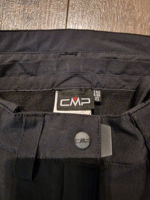 Ски екип CMP - дамски  S размер, отговаря на 36.