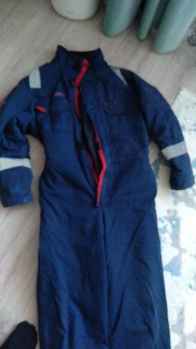 Комбезон бушлат аяк ким сатылады