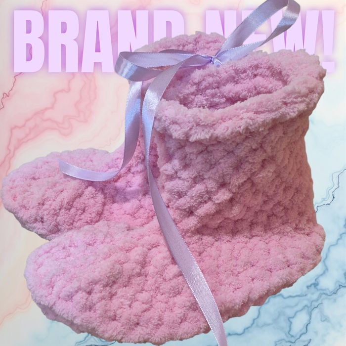 Топли и пухкави домашни боти, изплетени с пръсти!