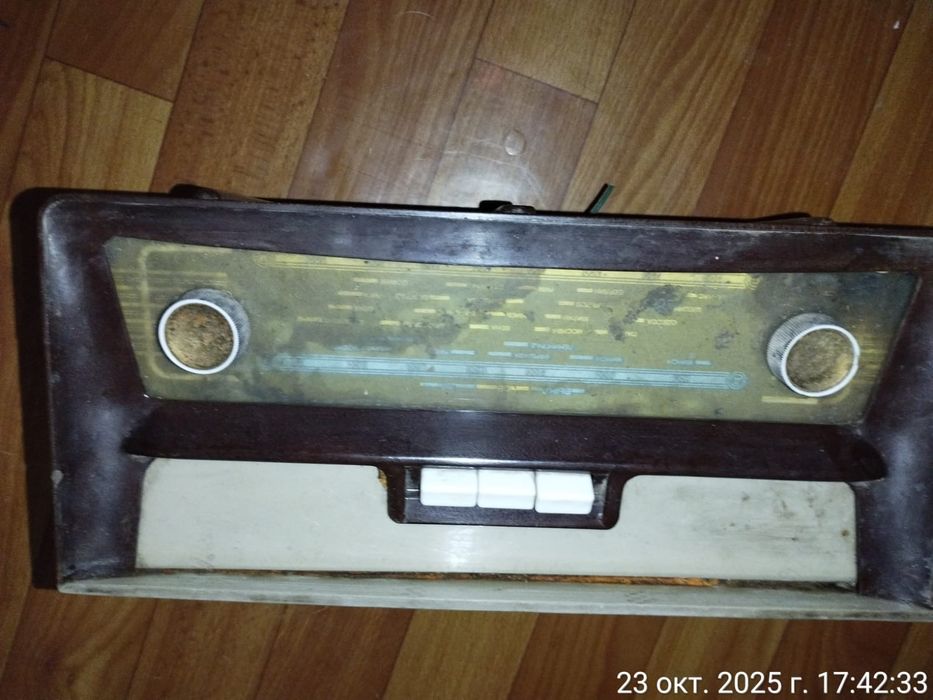 Маггнитофон " Nesco" PRC-61