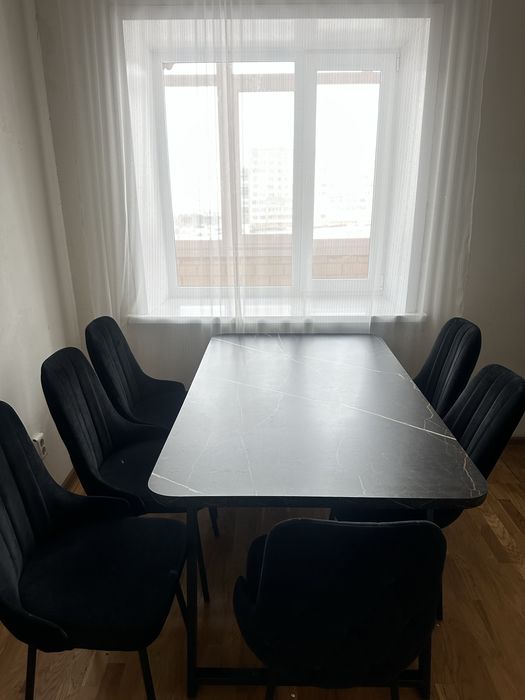 Продам стол со стульями