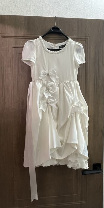 Платье праздничное