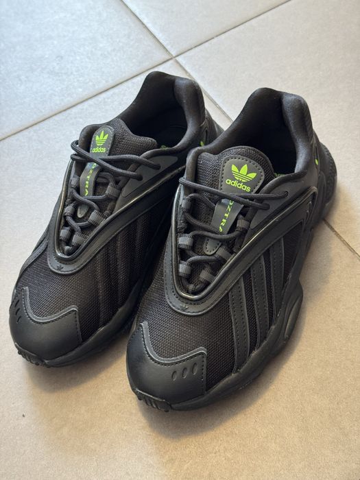 ADIDAS OZTRAL negrii 37 1/3 impecabili