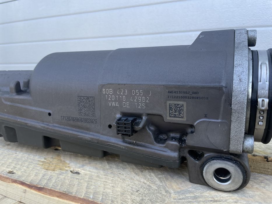 Електрическа рейка AUDI Q5 SQ5 Q7 SQ7 4M0909144B 4M0909144H