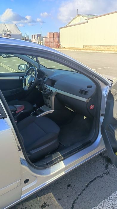 Opel Astra H 1.6 benzina