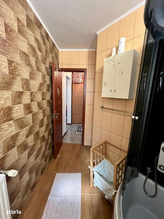Apartament de inchiriat, 2 camere, decomandat, 50 mp, Nicolina