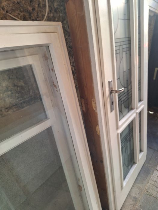 Качествена дървена дограма