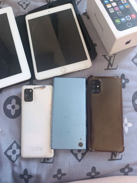 Iphone,Ipad,Ipad mini