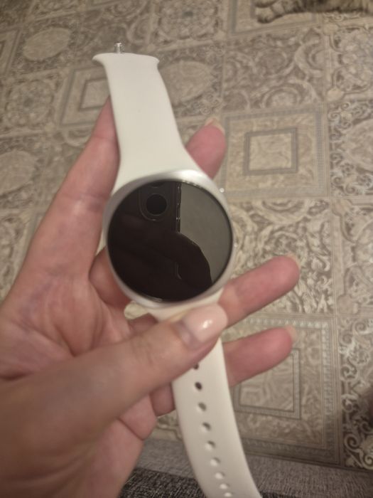 Часы Samsung Galaxy watch8 40 mm