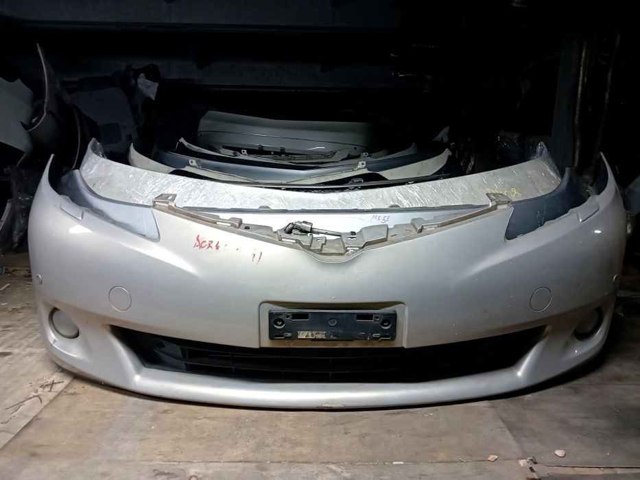 Передний бампер Toyota Estima 50 кузов