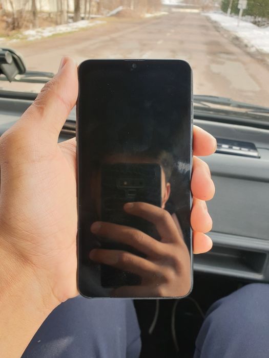 Samsung galaxy a10s sotiladi