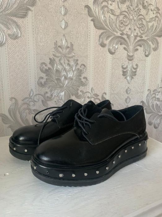 Лоферы-Броги женские Tosca Blu