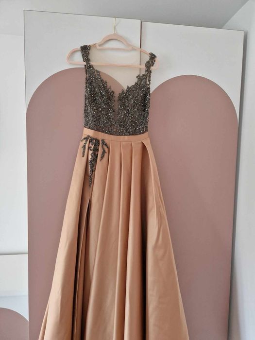 Vand rochie superba