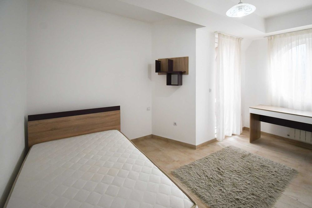 Дава се под наем Тристаен апартамент в София, Младост 4 - 100 кв.м за 498.27 € - Снимка #1