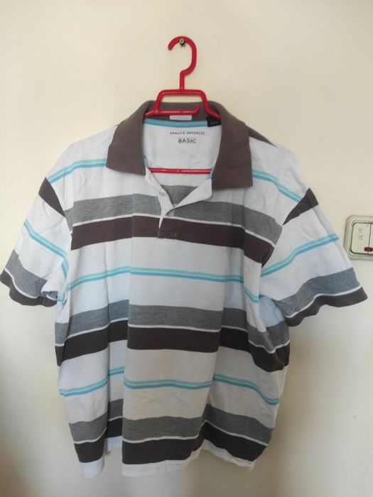 Tricouri diferite mărimi, diferite modele