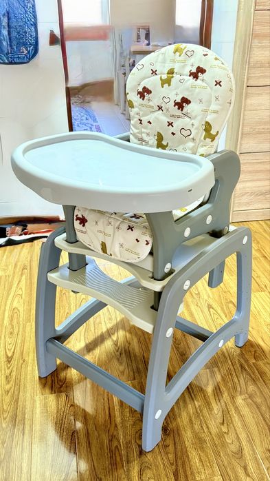 Scaun de masa multifunctional crem Kidscare