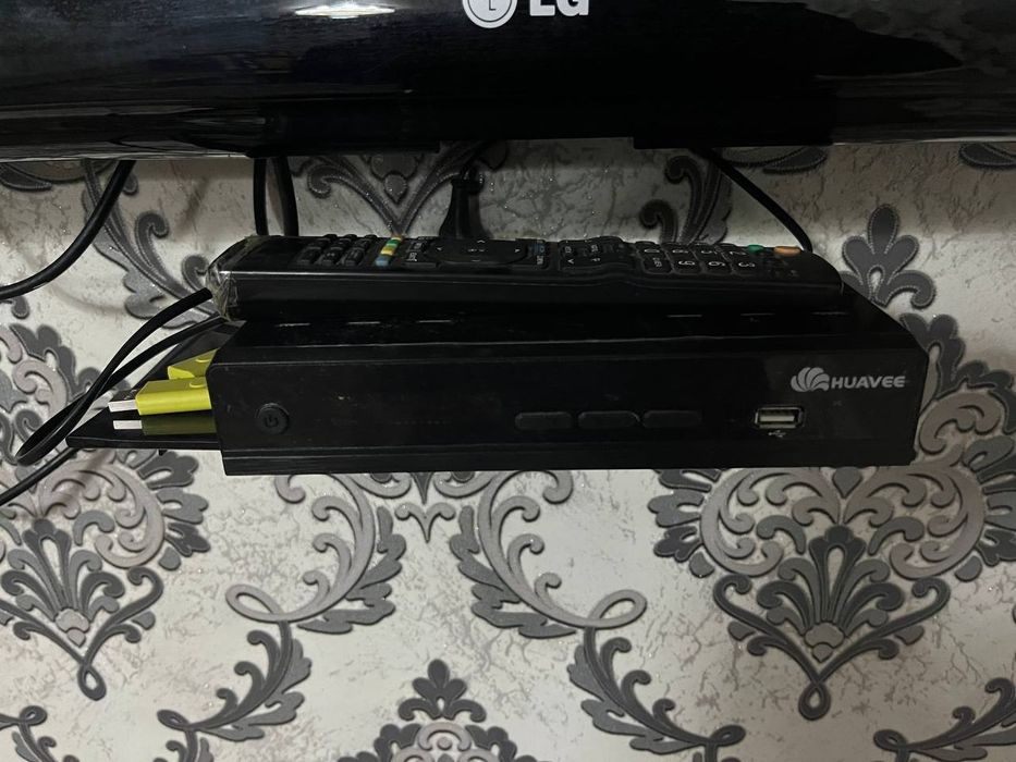 LG TELEVIZOR,Tunneri bilan