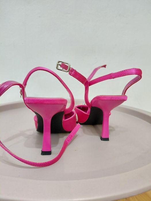 Pantofi cu toc fuchsia