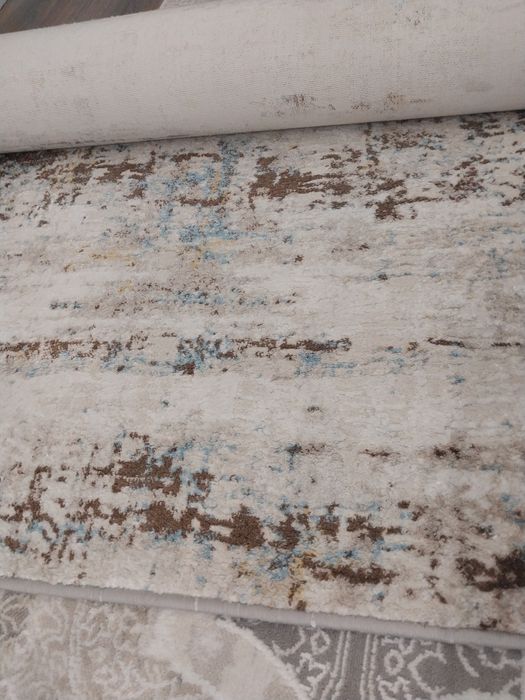 Продаётся ковёр дорожка