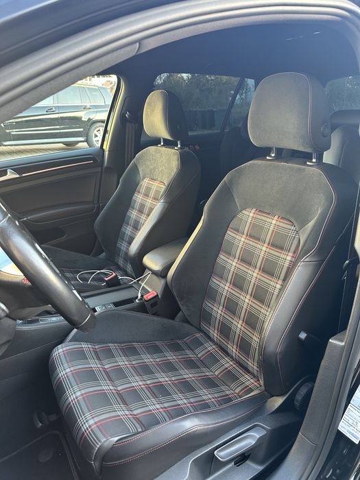 Golf 7 GTI 320 cai / Accept variante mai ieftine tot benzina