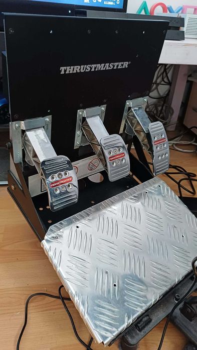 Thrustmaster T500 PC/PS4 Волан с педали
